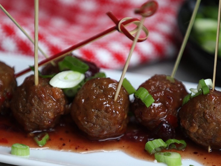 Beef meatballs with adobo