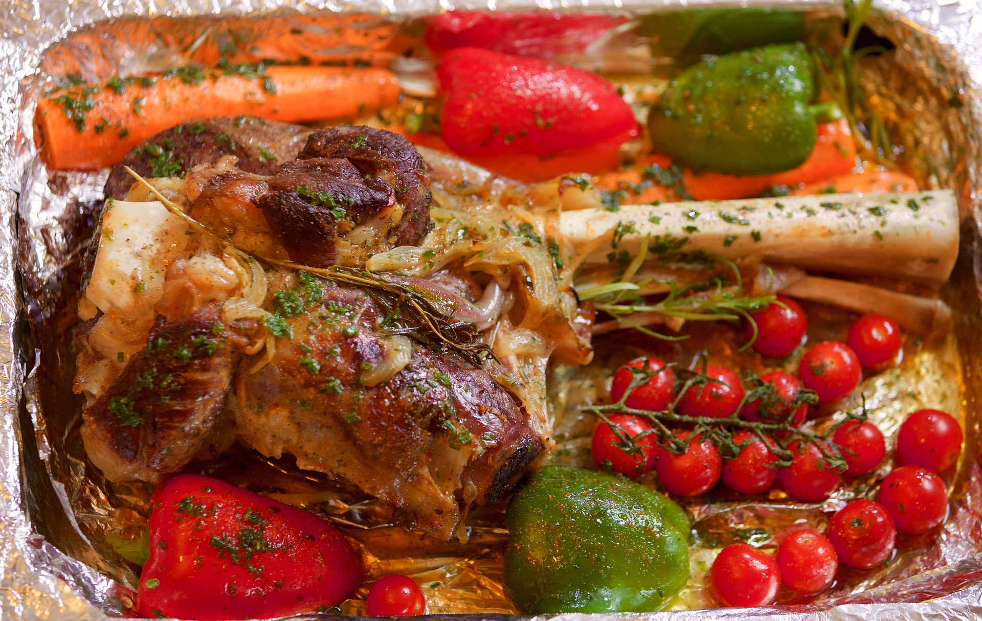 Garlic-Rubbed Leg of Lamb with Roasted Vegetables